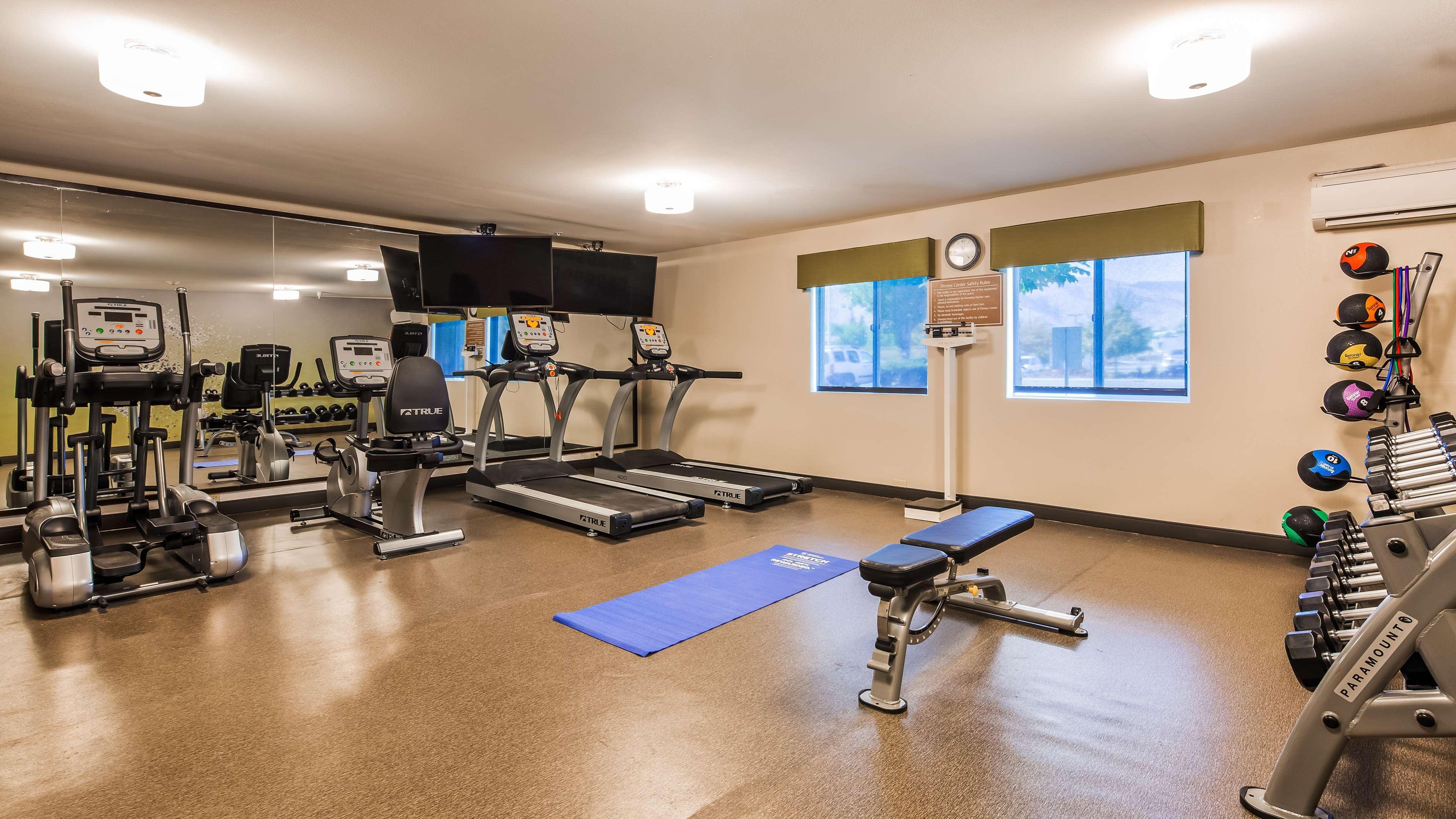 Best Western Plus Wenatchee Downtown Hotel Екстер'єр фото