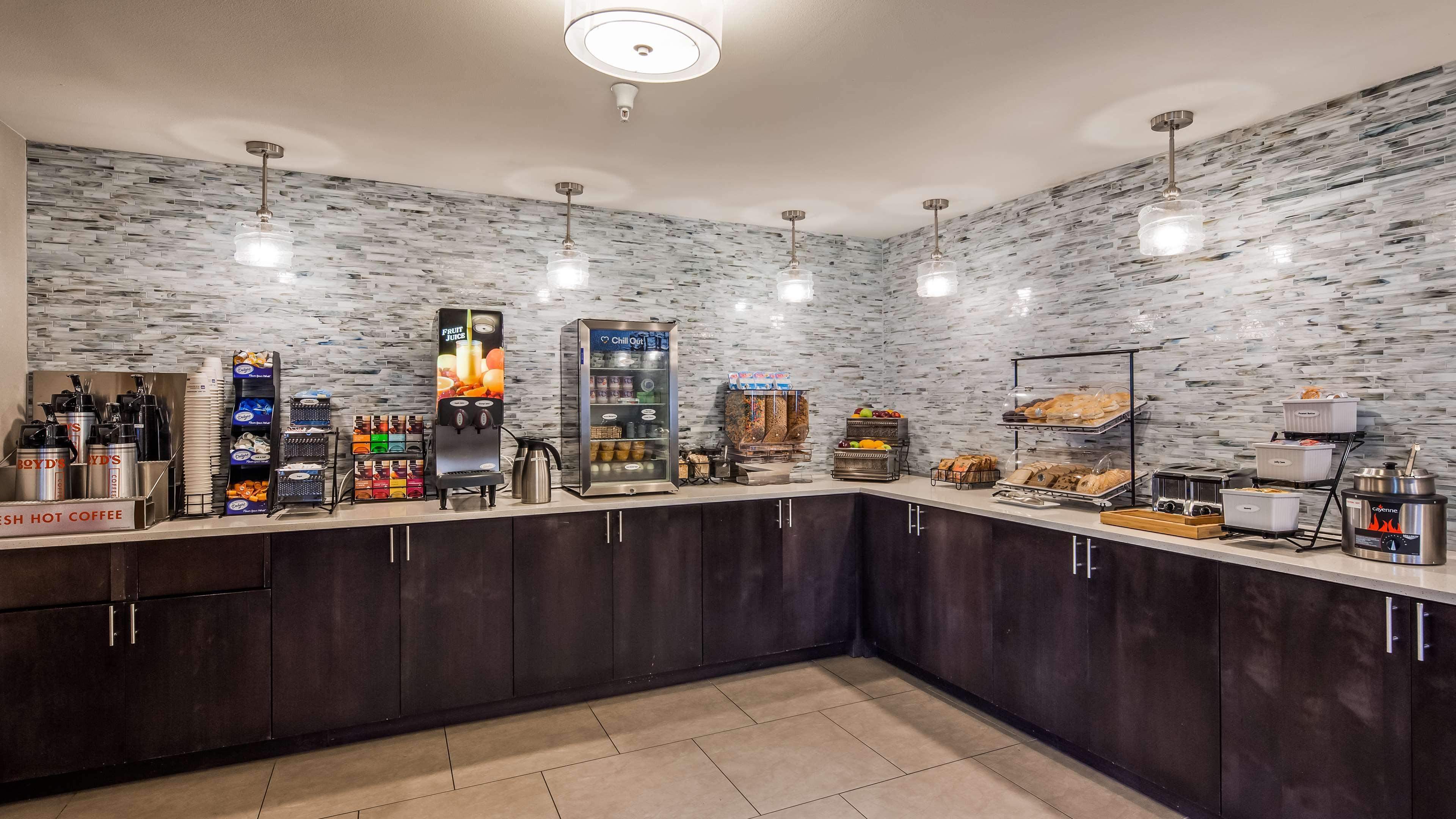 Best Western Plus Wenatchee Downtown Hotel Екстер'єр фото