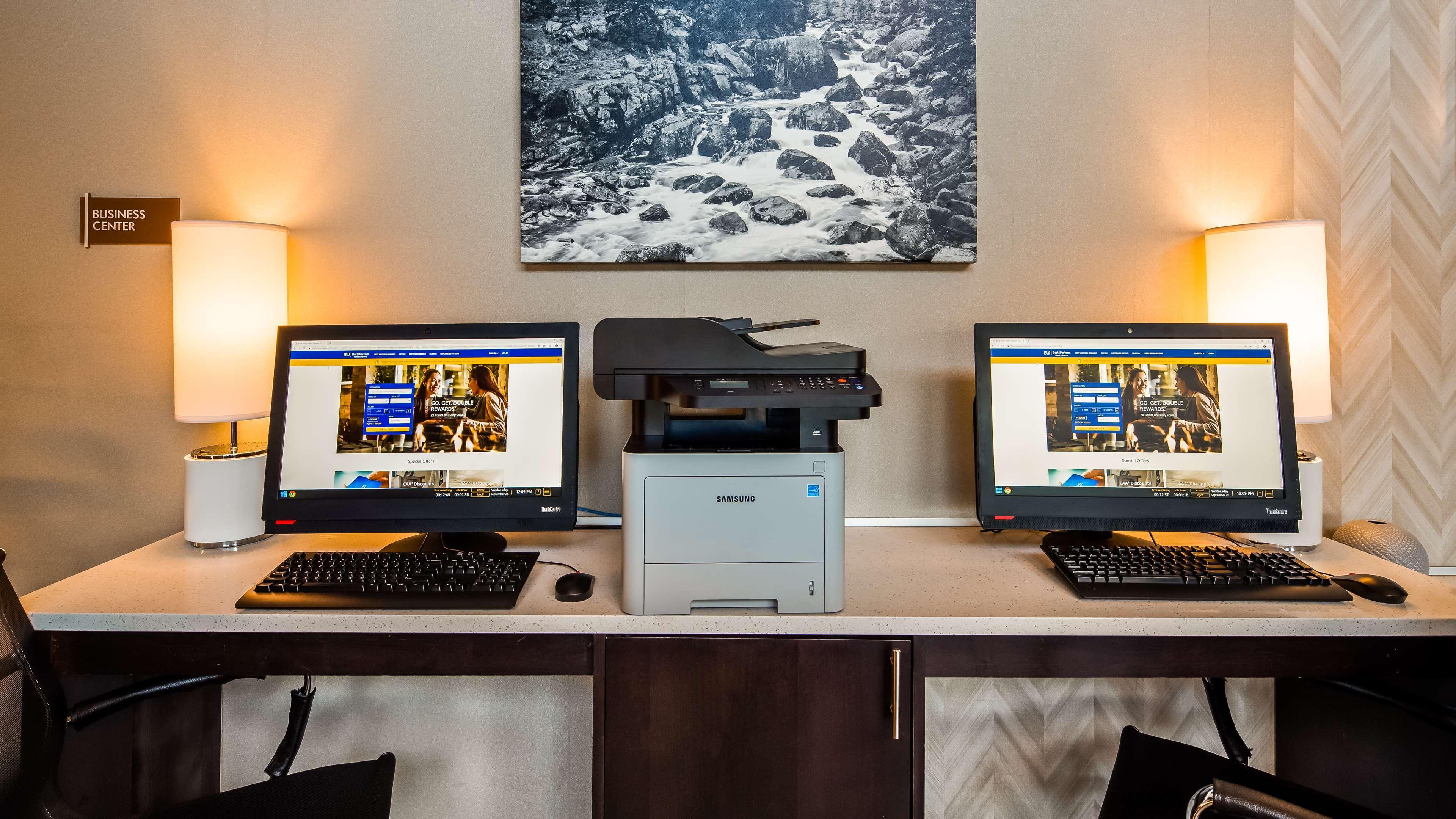 Best Western Plus Wenatchee Downtown Hotel Екстер'єр фото